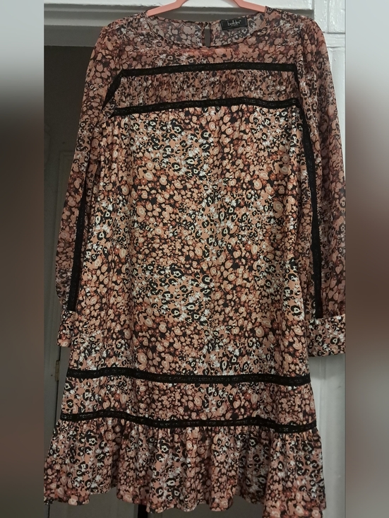 Belldini Dresses & Skirts - Belldini Sheer Armed Floral Dress